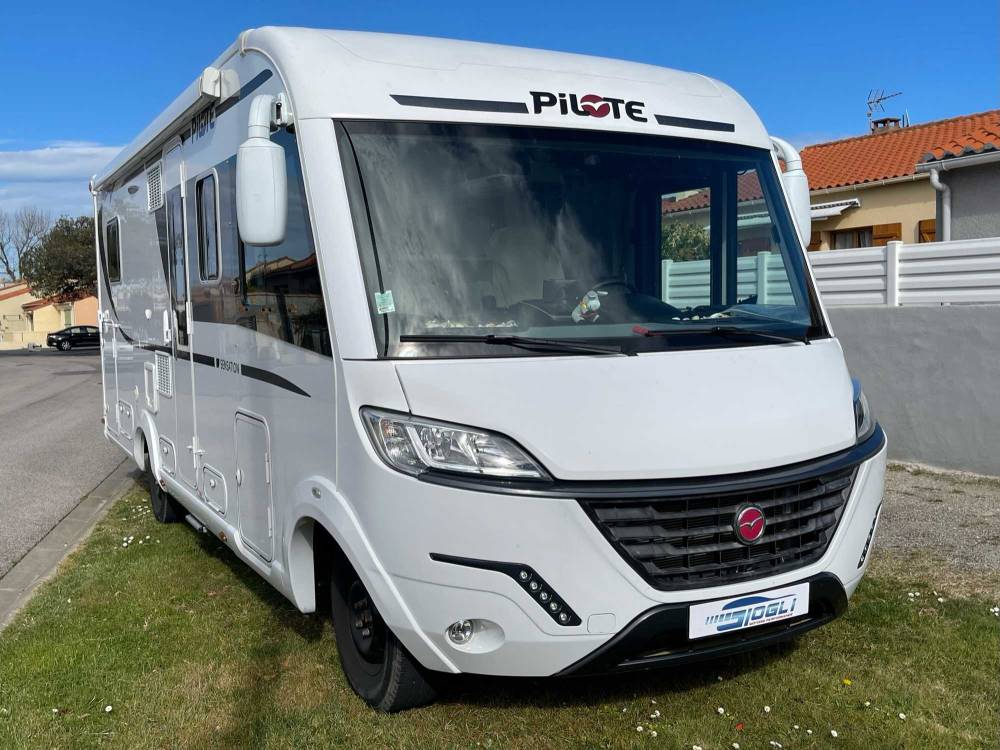 camping car pilote