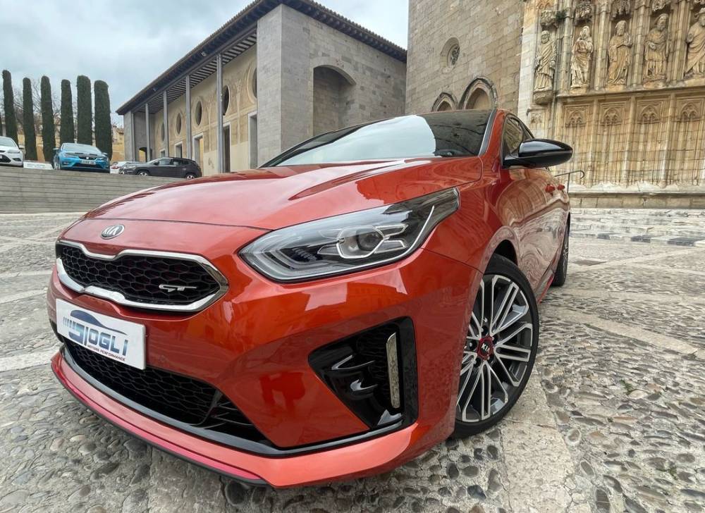 Kia GT